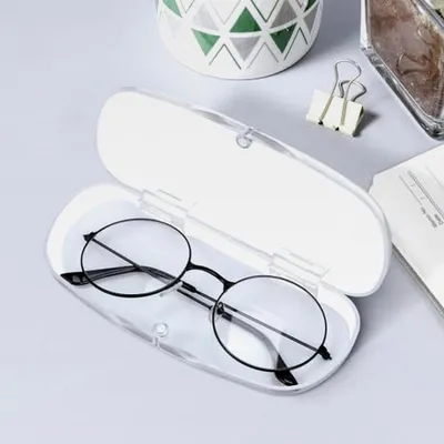 Produktbild von 3 Stück Transparentes Hartes Brillenetui aus Kunststoff, Brillenschutzhülle für Damen und Herren, Leichtes, Tragbares, Mattiertes Brillenetui