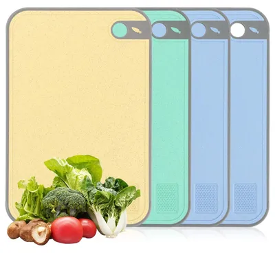 Image de Ensemble de 4 planches à découper de différentes couleurs, antidérapantes