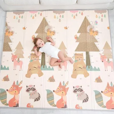 Produktbild von Famanu XXL Spielmatte 150 x 180 cm – Faltbare Schaumstoffmatte – Wendbar – Tummy Tim