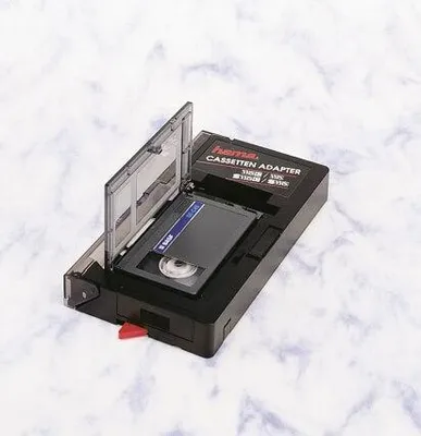 Produktbild von Hama Videokassetten Adapter VHS-C / VHS
