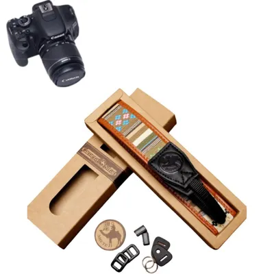 Immagine prodotto di Cinghia per fotocamera in ecopelle con motivo floreale – Regolabile, idrorepellente, 153 cm, universale. Confezione regalo, un regalo perfetto per gli appassionati di fotografia!