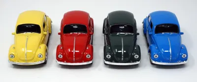 Produktbild von Käfer Modellauto 12 cm Wagen mit Rückziehmotor vier Farben Zufallsauswahl