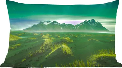 Produktbild von MuchoWow® Zierkissen Sofakissen Wohnzimmer Dekokissen 50x30 cm Nordlichter - Berg - Grün - Island - Wohnzimmerdekoration - Polster mit Photo