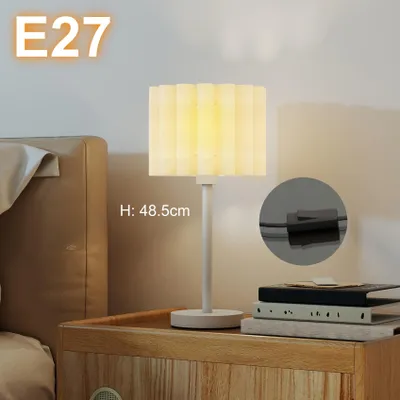 Produktbild von Retro Tischlampe Weiß im Eleganten Wellendesign - Moderne Nachttischlampe mit Kunststoff-Schirm & Metallfuß, Designer Schreibtischlampe E27 für Schlaf