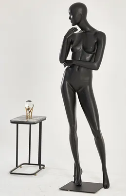 Obrázek produktu pro Figurína F22-8 Černá žena Eurotondisplay Stojící černá matná malba nosu ve tvaru úst Elegantní a elegantní vysoká kvalita