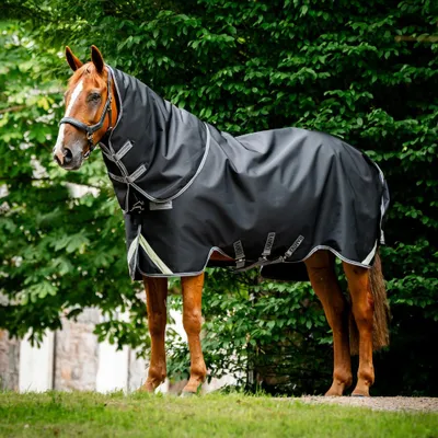 Obrázek produktu pro Dečka Horseware do výběhu, velikost 130 - Rambo Supreme 1680D Turnout Plus, 50g - černá/tmavě šedá/stříbrná