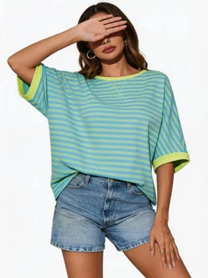 Produktbild von Gestreiftes Damen-T-Shirt mit kontrastierenden Farben und schmaler Passform