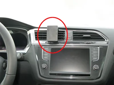 Produktbild von Brodit ProClip Fahrzeughalter 855218 - Mittelbefestigung - Volkswagen Tiguan 17-23, Volkswagen Tiguan 17-21