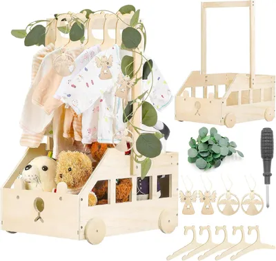 Produktbild von Babykorb auf Rädern, 5 Kleiderbügel, Griff, Holz, für Kinderzimmer