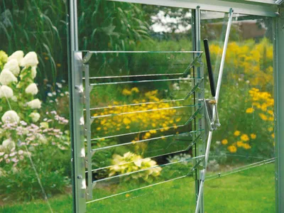 Produktbild von Lamellen-Wandfenster mit ESG 3mm