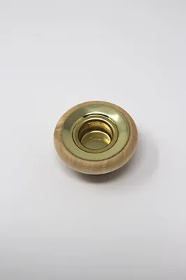 Zdjęcie produktu dla Akcesoria Świecznik pojedynczy szer. x wys. x gł. 3 x 2 x 3 cm NOWY
