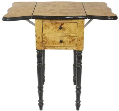 Immagine prodotto di Casa Padrino Tavolino Art Deco con 2 cassetti in acero birdseye marrone chiaro/nero 40 x 30 x h. 75 cm - Mobili soggiorno Art Deco