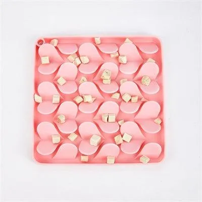 Obrázok produktu pre Podložka proti zvracaniu 20 x 20 x 2 cm, ružová, pre psov a mačky, zabraňuje prejedaniu, upokojujúca