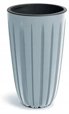 Obrázek produktu pro Vysoký plastový květináč s drážkami, světle šedý, průměr 29 cm, výška 50 cm, s vložkou, matný
