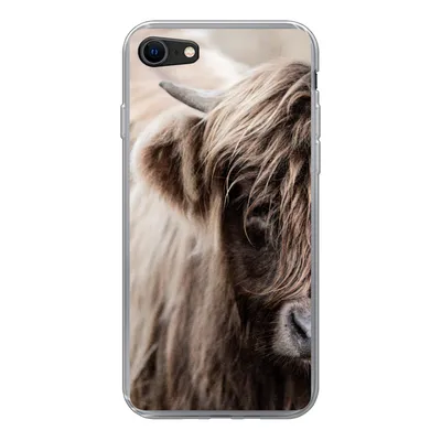 Produktbild von MuchoWow® Handyhülle Schutzhülle Hülle für iPhone 7 Schottischer Highlander - Kuh - Vlies Silikon Softcase Handy Hülle - Kartenhalter