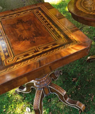 Image de Table de salle à manger Tables de luxe Bois Salle à manger Design Meubles Aménagement Nouveau