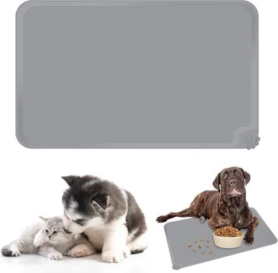 Produktbild von Famanu Futtermat für Hunde und Katzen - Wasserfest und rutschfest, 47 x 30 cm