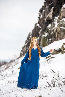 Produktbild von Wikingerkleid Blau "Brigida" L