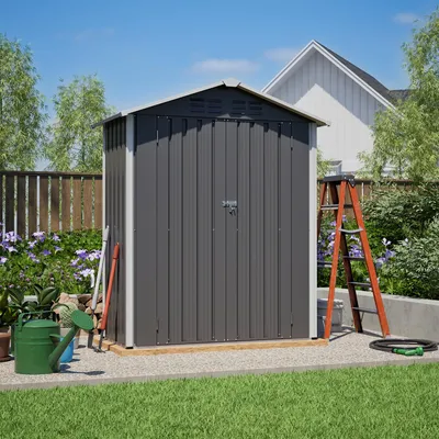 Immagine prodotto di Casina da giardino, dimensioni 154 x 83 x 180 cm, realizzata in metallo, con porta chiudibile a chiave, prese d'aria e struttura di base in metallo, colore grigio