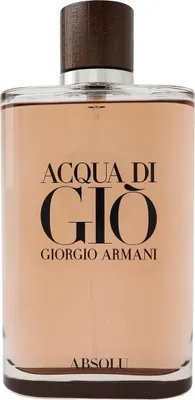 Klarer Glasflakon von Acqua di Giò Absolu mit bernsteinfarbenem Duft und dunkler Holzoptik-Kappe, Giorgio-Armani-Schriftzug.