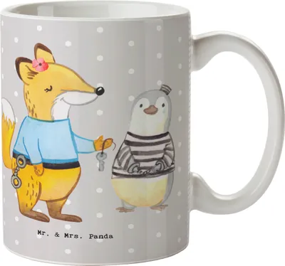 Produktbild von Mr. & Mrs. Panda Tasse Justizvollzugsbeamte Herz - Grau Pastell - Geschenk, Kaffeebecher, Gefängnis, Verbrecherin, Teetasse, design, Gefängniswärterin, Kaffeetasse