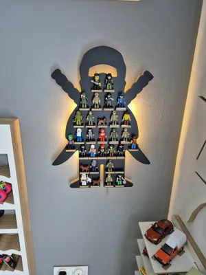 Produktbild von Minifigurenregal - Schwarzer Ninja mit Lampenfunktion