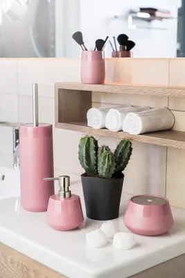 Zdjęcie produktu dla Różowy zestaw ceramiczny do toalety, ok. 10 cm