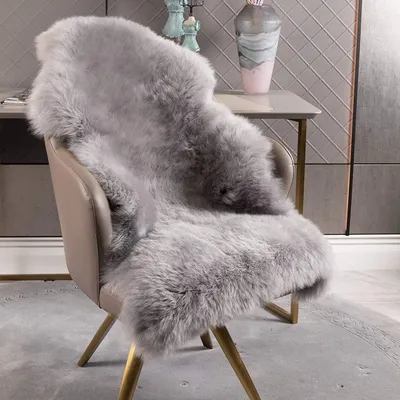 Produktbild von WOLTU Faux Lammfell Schaffell Teppich, Longhair Fell Optik, Wolle Sofa Matte Bettvorleger, 60 x 90 cm,  hellgrau