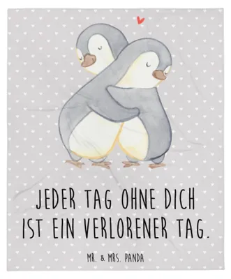 Produktbild von Mr. & Mrs. Panda Sofaüberwurf Pinguine Kuscheln - Grau Pastell - Geschenk, Kuscheldecke, Decke, Valentinstag, Freundin, Tagesdecke, Bettdecke, für, Plaid, Freund, Frauen