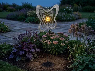 Produktbild von LED Solarleuchte Schmetterlinge, Höhe 83cm