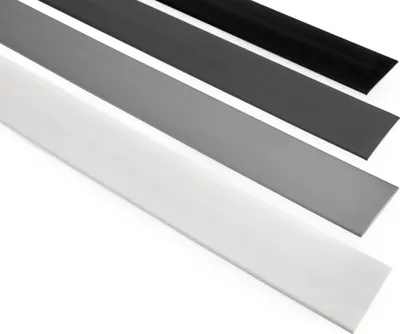 Produktbild von QUEST Selbstklebende Abdeckleiste 50x50mm, 5m PVC, Kunststoff, Fenster- und Kantenprofil, maskierend, graphit