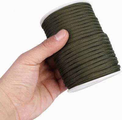 Produktbild von 30m Paracord Schnur, Paracord Seil, Paracord Campingseil Survival fš¹r Zelt Camping Wandern Angeln š¹berleben Taktische DIY Projekte(Armeegrš¹n)