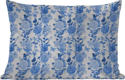 Produktbild von MuchoWow® Outdoor Kissen - Blumen - Rosen - Blau - 50x30 cm - Wetterfest - Lounge Kissen - Sofa kissen - Wohnzimmer Dekoration