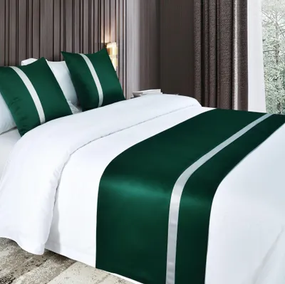 Obrázek produktu pro Elzusha - Zelená přehoz na postel, rozměry 180 x 50 cm, vhodná pro postel o délce 1,2 metru