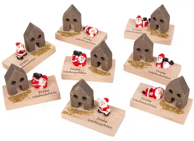 Produktbild von Logbuch-Verlag 8 besondere weihnachtliche Mini Geschenke mit Santa und Frohe Weihnachten Holzhäuschen und Text 5 x 2,5 x 4 cm