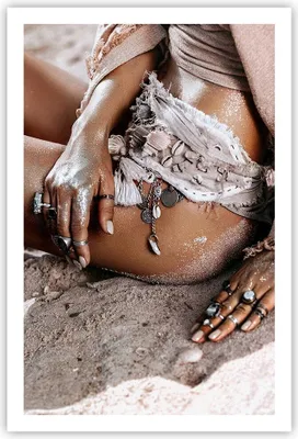 Produktbild von Poster - Poster ohne Rahmen - Sand Frau Schmuck - 61x91,5 cm - Wand Bild - Wanddeko - Wandbilder - Kunstposter - Wandposter - Bilder - Kunstdruck - Wanddekoration - Wandbild - P2XPA61x91-4634