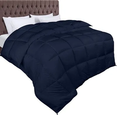 Produktbild von Unyqoos® hypoallergene Mikrofaser-Bettdecke 155 x 220 cm – Ganzjahresbettdecke für optimalen Schlafkomfort