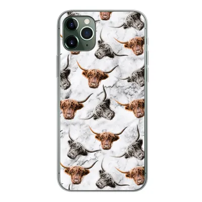 Produktbild von MuchoWow® Handyhülle Schutzhülle Hülle für iPhone 11 Pro Max Schottischer Highlander - Kuh - Marmor Silikon Softcase Handy Hülle - Schutz