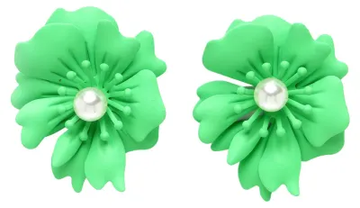 Image de AVANT-GARDE PARIS Boucles d'oreilles à clous en perles vertes à motif floral
