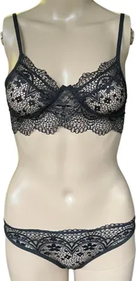 Produktbild von Lace Lingerie Set - Damenunterwäsche - BH mit Spitze - Slip - Schwarz - Damenmode