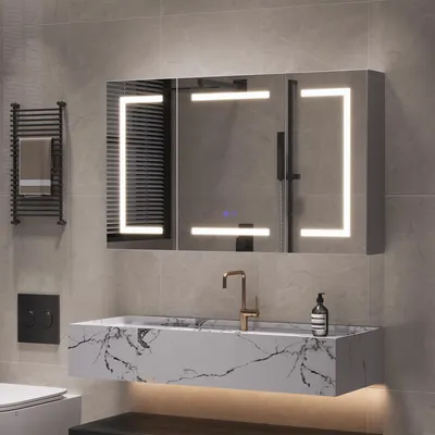Obrázok produktu pre Zrkadlová skrinka Moonbite LED 100 cm s 3 dvierkami, ochranou proti zahmlievaniu a zásuvkou na európsky štandard, biela