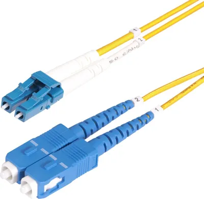 Immagine prodotto di StarTech.com Cavo in fibra ottica duplex monomodale OS2 da LC a SC (UPC) da 2 m, 9/125µm, 100G, Insensibile alla piegatura, Bassa perdita di inserzione, Cavo patch in fibra LSZH