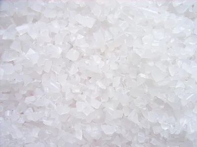 Produktbild von Streuschnee, schwer, 2,5 kg (EUR 7,98/kg), Graupelschnee, windfest, Dekoschnee, Kunstschnee