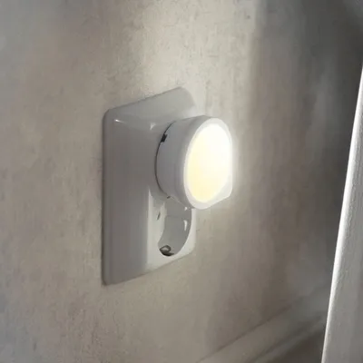 Produktbild von Star Trading 357-14, Stecker-Nachtlicht, Weiß, Warmweiß, Universal, IP20, 1 Glühbirne(n)