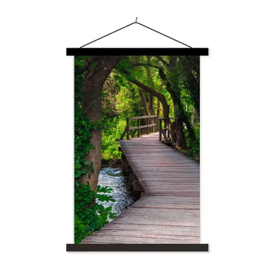 Produktbild von MuchoWow® Textilposter Wald - Natur - Brücke 40x60 cm mit schwarzem Rahmen - Wanddekorationen