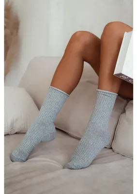 Imagen del producto de Calcetines sin compresión, color gris Milena, con diseño elegante, talla 37-41