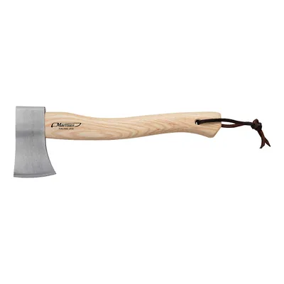 Imagen del producto de Hacha de camping Marttiini, 600g, acero al carbono, acabada en cepillado, mango de madera de fresno, funda de cuero para la cabeza