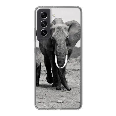 Produktbild von MuchoWow® Handyhülle Schutzhülle Hülle für Samsung Galaxy S21 FE Elefant - Kind - Schwarz - Weiß Silikon Softcase Handy Hülle - Mobiltelefonhülle