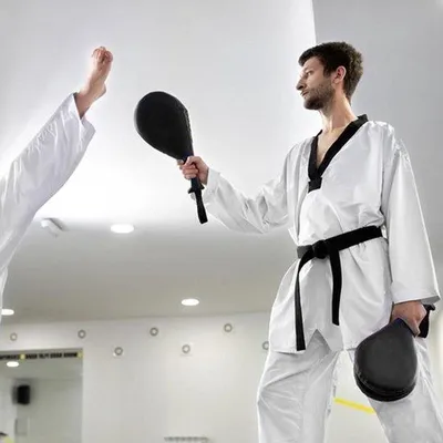 Immagine prodotto di Tappetino da allenamento per taekwondo, tappetino per karate e kickboxing, tappetino per arti marziali, tappetino nero per arti marziali