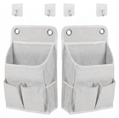 Zdjęcie produktu dla Wiszący organizer z 4 haczykami i 2 kieszeniami do montażu na ścianie